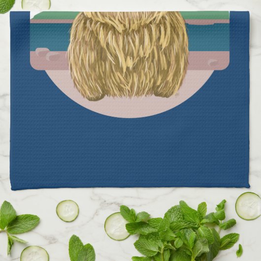 Schotse hoogland Koe, koel op het strand Theedoek (Gevouwen)