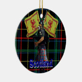 Schotse piper op tartan keramisch ornament (Rechts)
