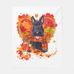 Schotse Terrier met hart gemaakt van herfst leves Fleece Deken