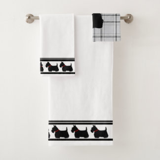 Schotse terriër/rode kraag/grijze plaid/rand bad handdoek