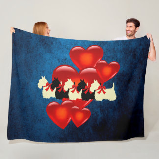Schotse terriër,zwart/wheatig,veel liefdeshartjes, fleece deken