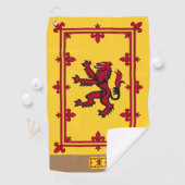 Schotse vlag & Schotland, monogrammen /Rampant Golfhanddoek (Insitu)