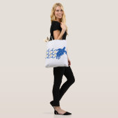 Schoudertas. Vang. Schildpadgolven. Tote Bag (Op model)