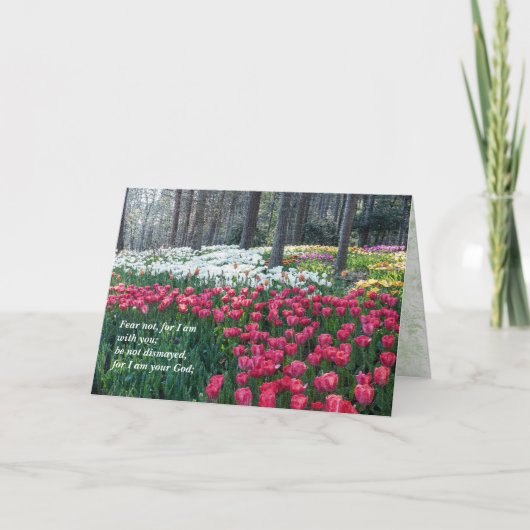 Schrift aanmoediging op een veld van tulpen. bedankkaart (Voorkant)