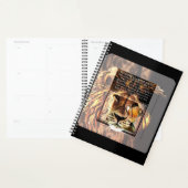 Schriftbeelden: Het Decreet van de Leeuw | 2D Planner (Display)