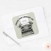  schrijfmachine uit de bibliotheek van de boekplaa vierkante sticker (Envelop)