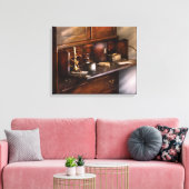 Schrijver - Een statig bureau Canvas Afdruk (Insitu (Woonkamer))