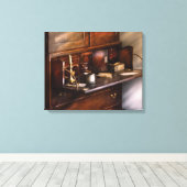 Schrijver - Een statig bureau Canvas Afdruk (Insitu (Houten vloer))