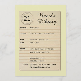 Schrijver van bibliotheekkaartenboek op feestdag u kaart