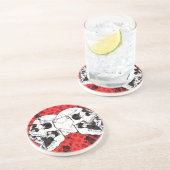 Schroefschaatsen op bloedrood zandsteen onderzetter (Zijkant)