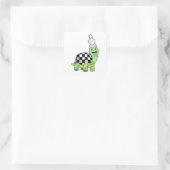 Schroefschildpad met schaakbord en koning vierkante sticker (Tas)