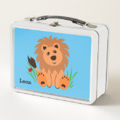 Schudde leeuw in het gras met ladybug (Voorkant)