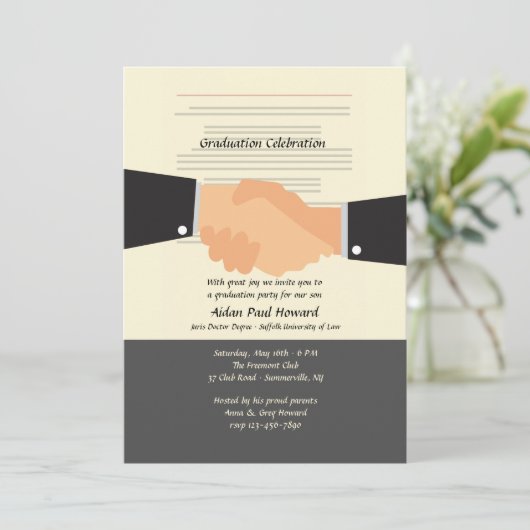 Schudden over de uitnodiging van het Afstuderen va (Staand voorkant)