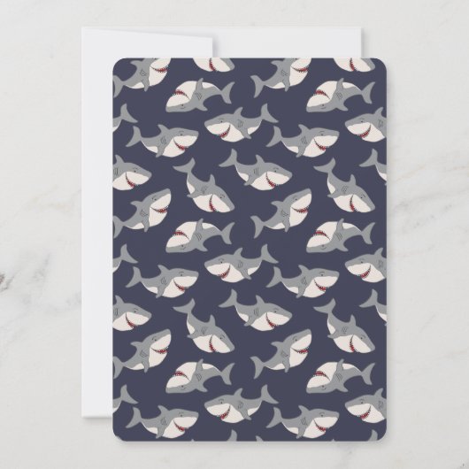 Schudhaaienthema Pool party jongens Birthday Invit Kaart (Achterkant)