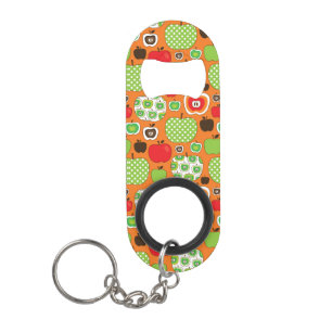 Schudschilfering van appelen mini flessenopener