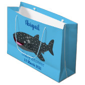 Schudwalvishaai blij met cartoon illustratie groot cadeauzakje (Voorkant Gekanteld)