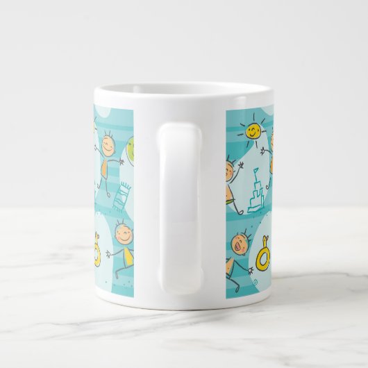 Schuif kinderen op het strandpatroon grote koffiekop (Achterkant)