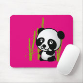 Schuif zwart-wit panda-beer in een bamboegroef. muismat (Met muis)