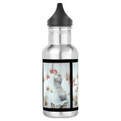 Schuine muis en rode bessen sneeuwen waterfles  (Links)