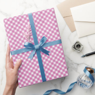 Schuine roze en witte gingham cadeaupapier
