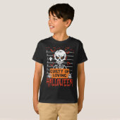Schuldig aan liefdevolle Halloween Grappig Skelet T-shirt (Voorkant volledig)