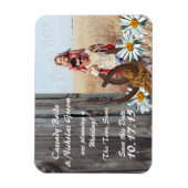 Schuur Hout Hoefijzers Daisies Save the Date Foto Magneet (Verticaal)