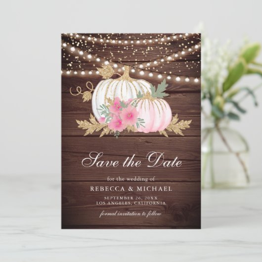 Schuur Hout Witte Pompoen Roze Bloemen Huwelijksfo Save The Date (Staand voorkant)