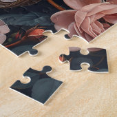 Schuur uil gelegen tussen roze rozen legpuzzel (Zijkant)