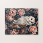Schuur uil gelegen tussen roze rozen legpuzzel (Horizontaal)