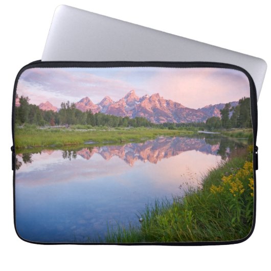 Schwabacher Landing Sunrise Laptop Sleeve (Voorkant)