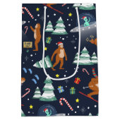 Sci-Fi Kerstmis | Grote voet, buitenaardse wezens  Medium Cadeauzakje (Achterkant)