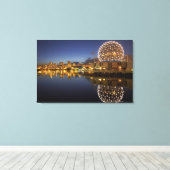 Science World en CBD weerspiegeld in False Creek, Canvas Afdruk (Insitu (Houten vloer))