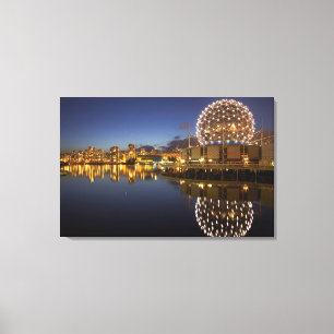 Science World en CBD weerspiegeld in False Creek, Canvas Afdruk