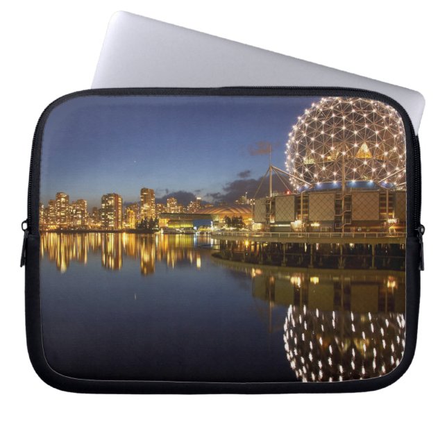 Science World en CBD weerspiegeld in False Creek, Laptop Sleeve (Voorkant)