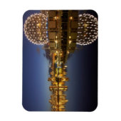 Science World en CBD weerspiegeld in False Creek, Magneet (Verticaal)