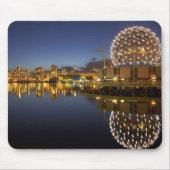 Science World en CBD weerspiegeld in False Creek, Muismat (Voorkant)