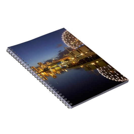 Science World en CBD weerspiegeld in False Creek, Notitieboek (Rechterzijde)