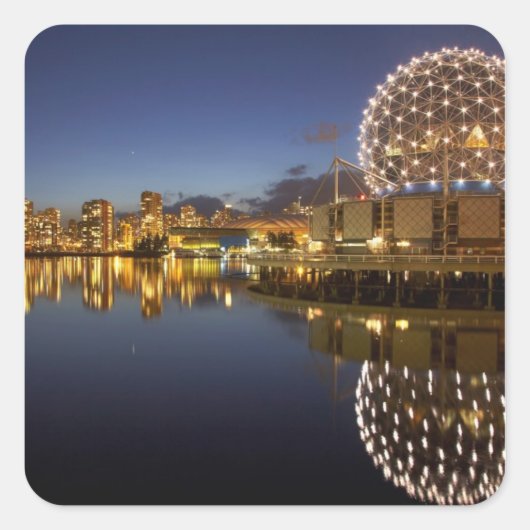 Science World en CBD weerspiegeld in False Creek, Vierkante Sticker (Voorkant)