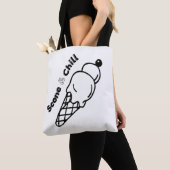 Scone & Chill – Speelse Summer Vibes Design Tote Bag (Dichtbij)