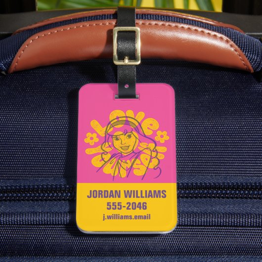 Scooby-Doo | Daphne Love Yourself Bagagelabel (Voorkant Insitu 2)