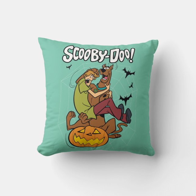 Scooby-Doo en Shaggy Halloween Fright Kussen (Voorkant)