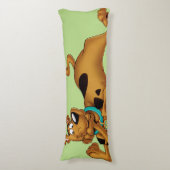 Scooby-Doo Lying Down Lichaamskussen (Voorkant Verticaal)