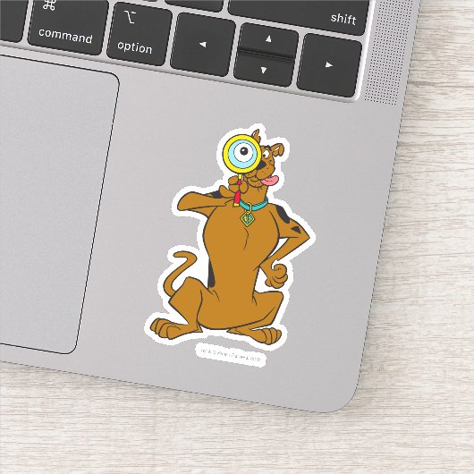 Scooby-doo met vergrootglas sticker (Detail)