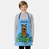 Scooby-Doo Paw Print Character Badge Schort (Gedragen)