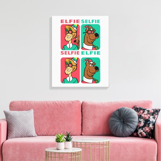 Scooby-Doo & Shaggy "Elfie Selfie" Canvas Afdruk (Insitu (Woonkamer))