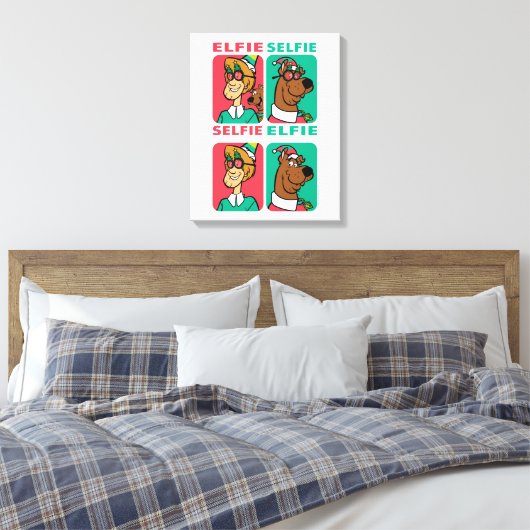 Scooby-Doo & Shaggy "Elfie Selfie" Canvas Afdruk (Insitu (Slaapkamer))