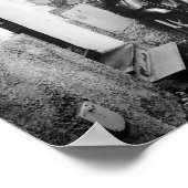 Scooter in een straat in Italië, zwart-wit Poster (Hoek)