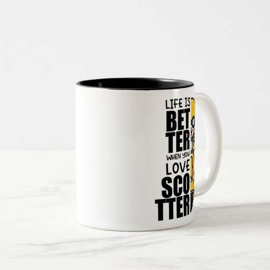 Scooter Riding Goat T-shirt Tweekleurige Koffiemok (Voorkant rechts)