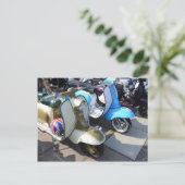 Scooters bij een vergadering briefkaart (Staand voorkant)