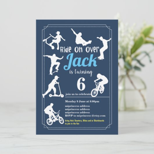 Scooters, fietsen en/of skateboards, kom eraan rij kaart (Staand voorkant)